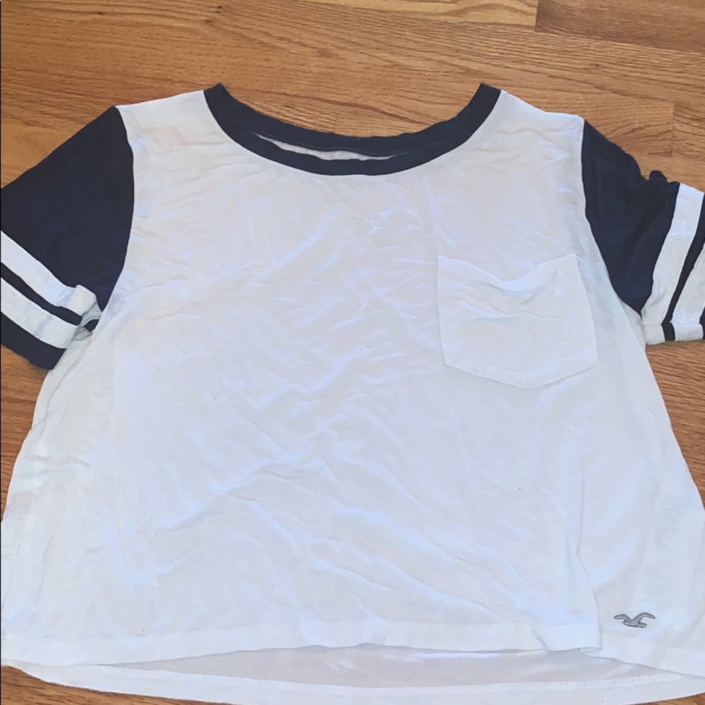 Hollister Cropped Boyfriend tee